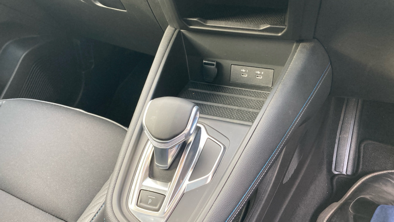 Renault Symbioz 1.6 E-Tech FHEV 145 Iconic Esprit Alpine 5dr Auto Hybrid Estate